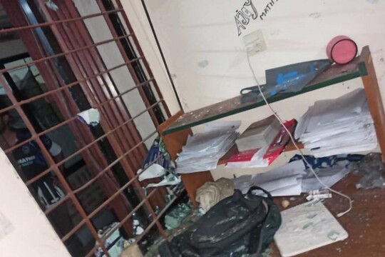 হাবিপ্রবিতে রাতভর সংঘর্ষ ভাঙচুর,তদন্ত কমিটি গঠন