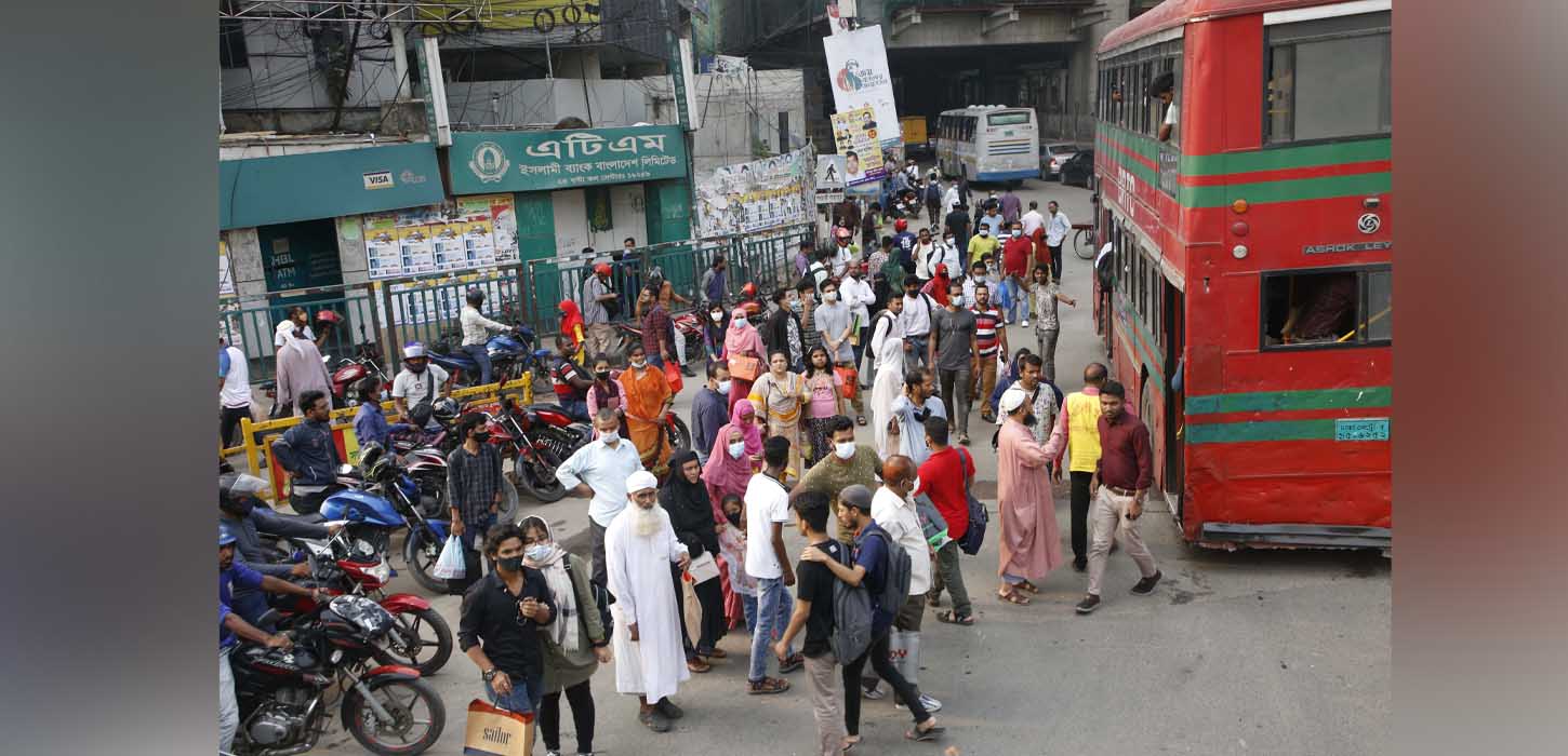 জ্বালানি তেলের মূল্যবৃদ্ধি: বাস-মিনিবাসের ভাড়া পুনঃনির্ধারণ করে প্রজ্ঞাপন জারি