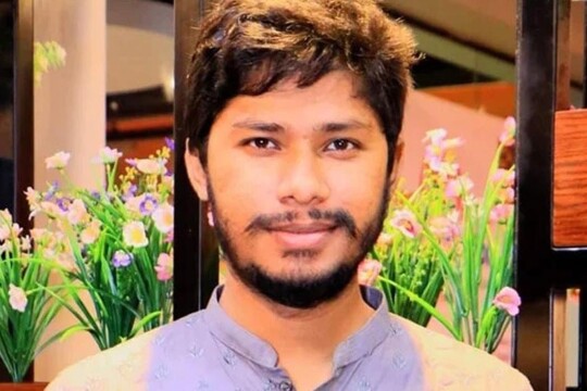 তিন বছর ধরে ক্লাস করে আসা ঢাবির সেই ভুয়া শিক্ষার্থী আটক