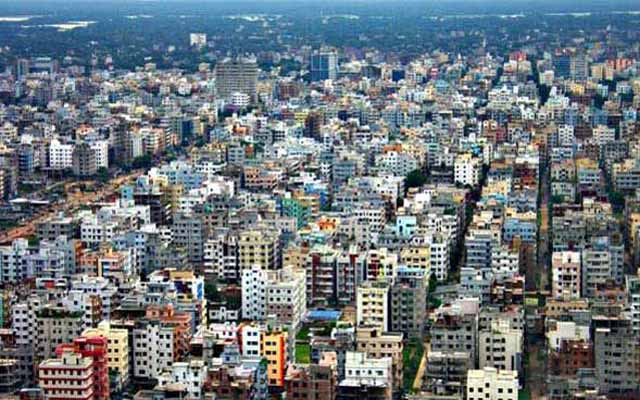 বিলাসিতায় রাজধানীর পরিবেশ ক্ষতির সম্মুখীন