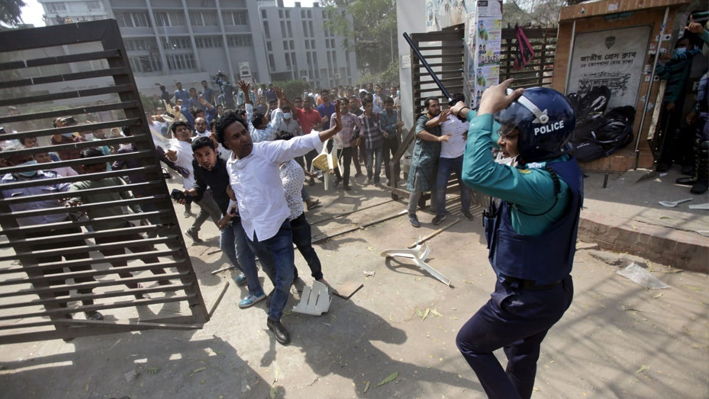 ছাত্রদলের ৪৭ জনের বিরুদ্ধে মামলা দিল পুলিশ