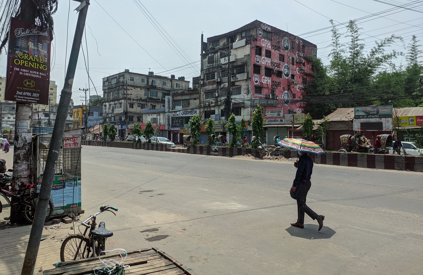 চট্টগ্রামে ধর্মঘট প্রত্যাহার, চলবে গণপরিবহন