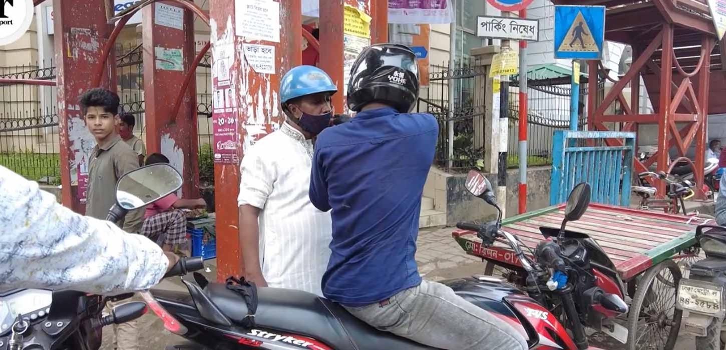 হাফ ফেস হেলমেটে ঝুঁকিতে জীবন, কড়াকড়ির প্রস্তাব