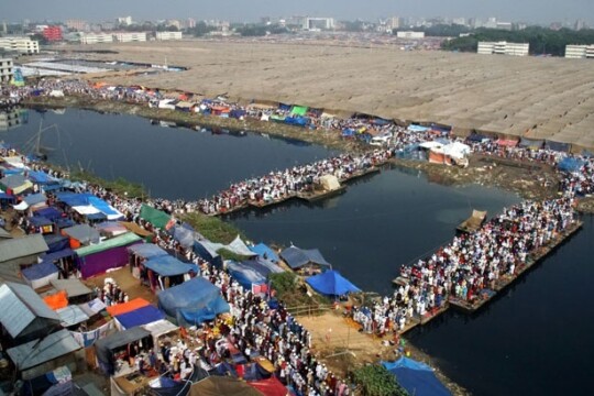 ২৮ দেশের মুসল্লিদের পদচারণায় মুখর তুরাগের তীর