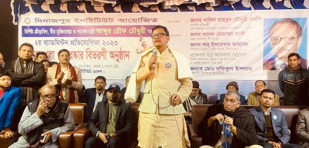 'শুধু ল‍্যাপটপ-মোবাইলে নয় তরুণদের খেলাধুলায় মনোযোগী হতে হবে'