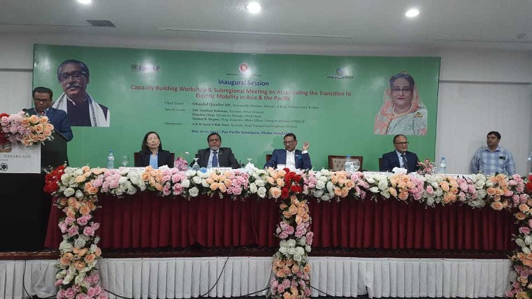 ৩০ শতাংশ পরিবহনকে বৈদ্যুতিক গণপরিবহনে রূপান্তর করা হবে: সড়ক পরিবহন মন্ত্রী