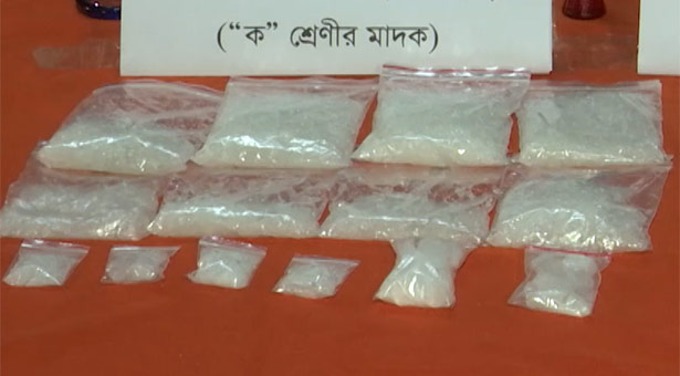 আইস-ইয়াবাসহ গ্রেপ্তার ৫