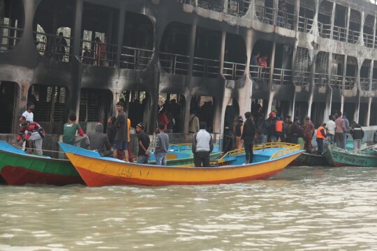 ইঞ্জিনরুম থেকেই আগুন ছড়িয়েছিল অভিযান-১০-এ