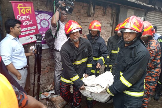 চকবাজার অগ্নিকাণ্ডে নিহতের পরিবার পাবে ২ লাখ টাকা