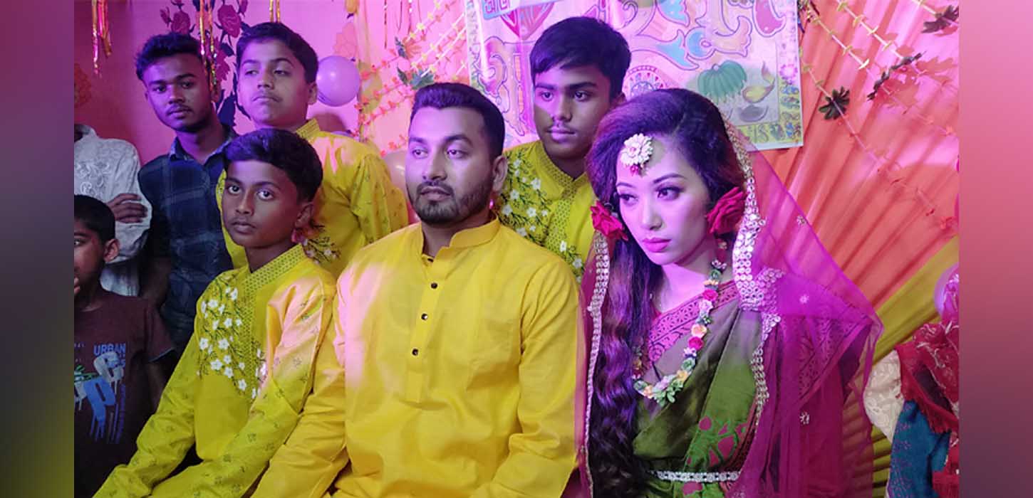 ৬ বছরের প্রতীক্ষা শেষ, পটুয়াখালীর ইমরানকে বিয়ে করলেন সেই নিকি