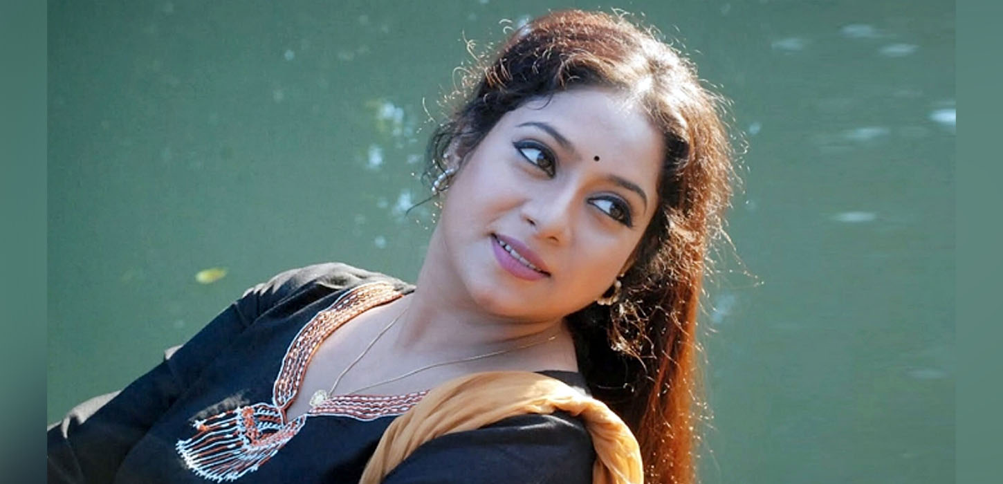 শাবনূরের নাম ব্যবহার করে চলছে টাকা আদায়!