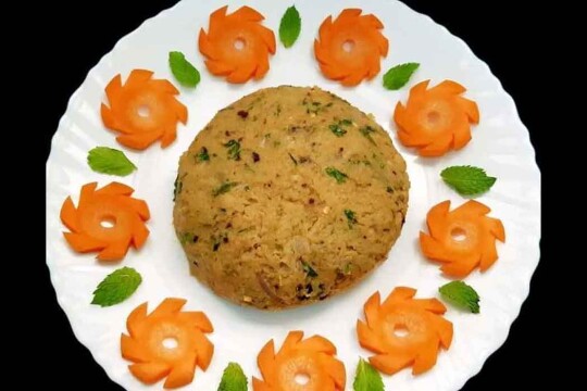 শীতে গরম ভাতের সঙ্গে বাঁধাকপি ভর্তা