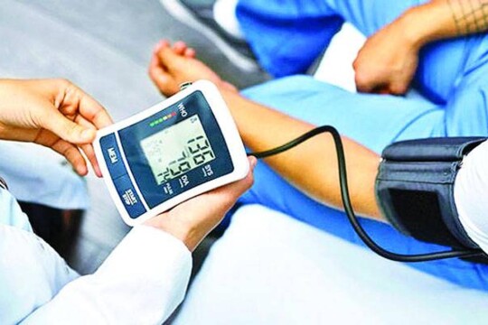 প্রাপ্ত বয়স্কদের প্রতি ৫ জনে একজনের উচ্চ রক্তচাপ