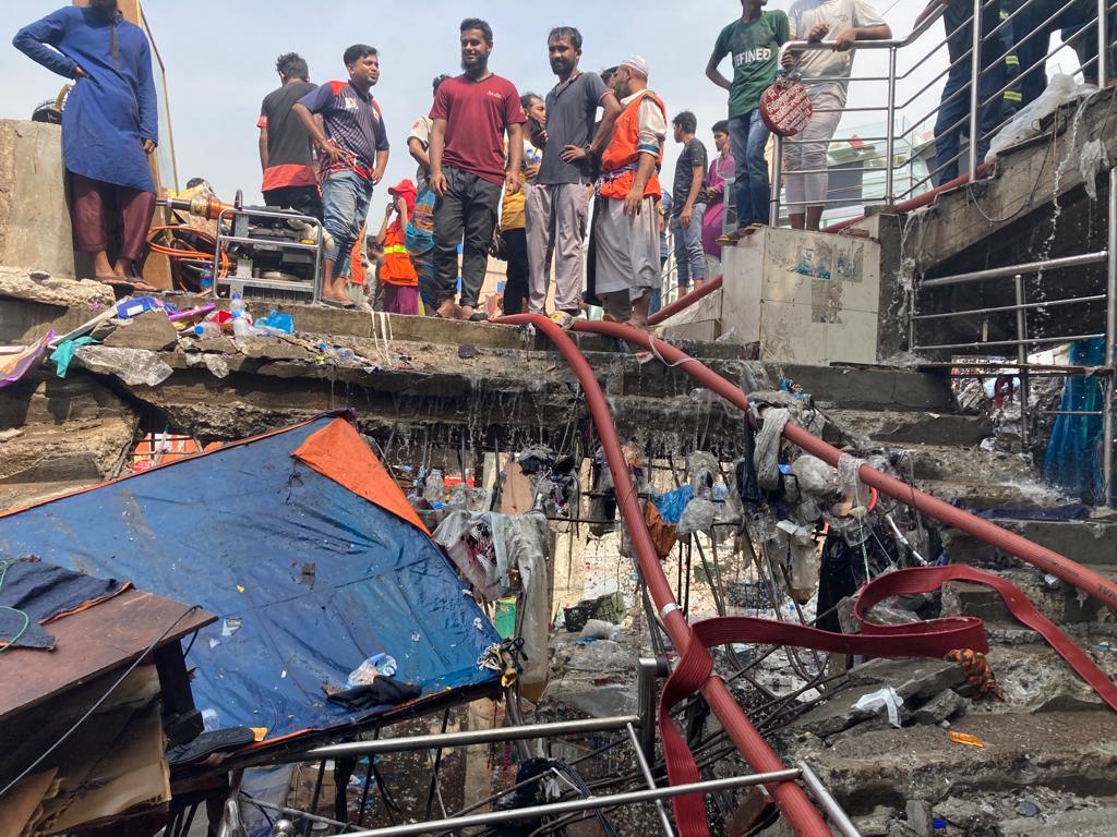 মার্কেটে আগুন নিয়ে সিটি করপোরেশন-ব্যবসায়ী পাল্টাপাল্টি দোষারোপ