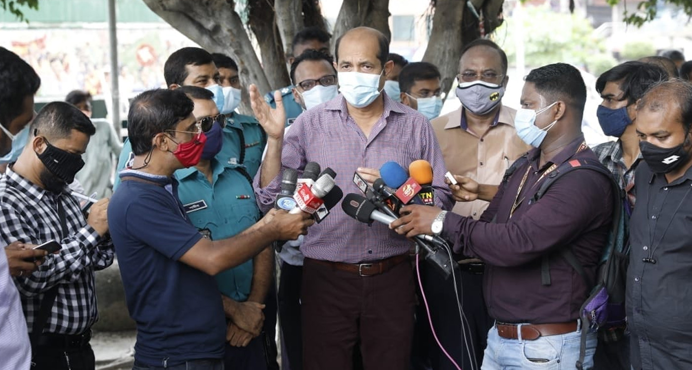 লকডাউন উপেক্ষা করে দোকানপাট খোলা রাখলে লাইসেন্স বাতিল