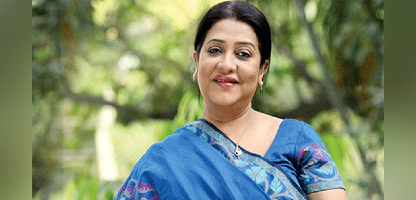 সিঁড়ি থেকে পড়ে গিয়ে আহত হয়েছেন অভিনেত্রী সুবর্ণা