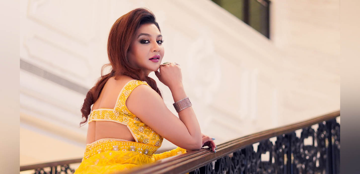 ফাল্গুনের আগেই নেট দুনিয়ায় জয়া আগুন!