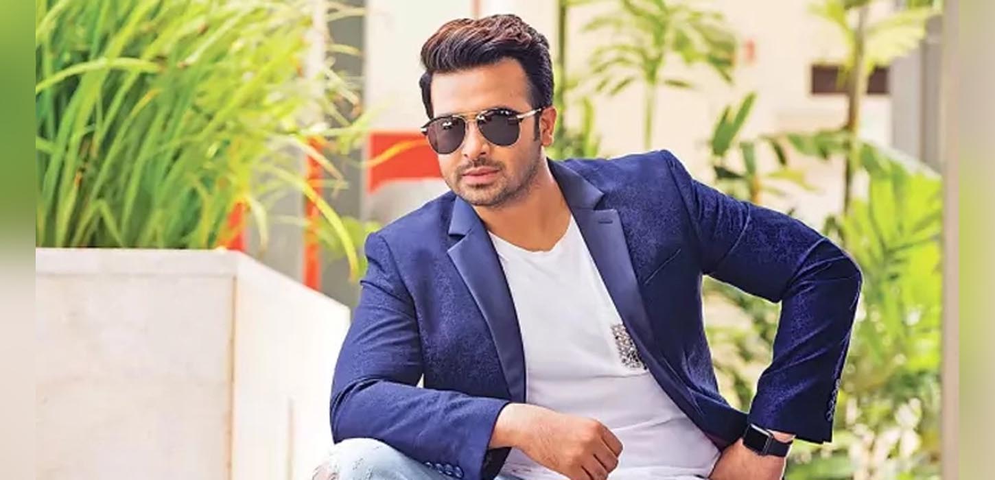মিথ্যে নোংরামি ছড়ানোদের তালিকা হচ্ছে, আইনী ব্যবস্থা নিচ্ছি: শাকিব খান
