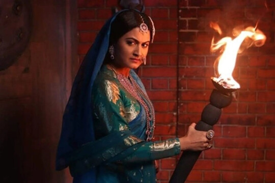‘আমি সিরাজের বেগম’ খ্যাত পল্লবী দে’র ঝুলন্ত দেহ উদ্ধার