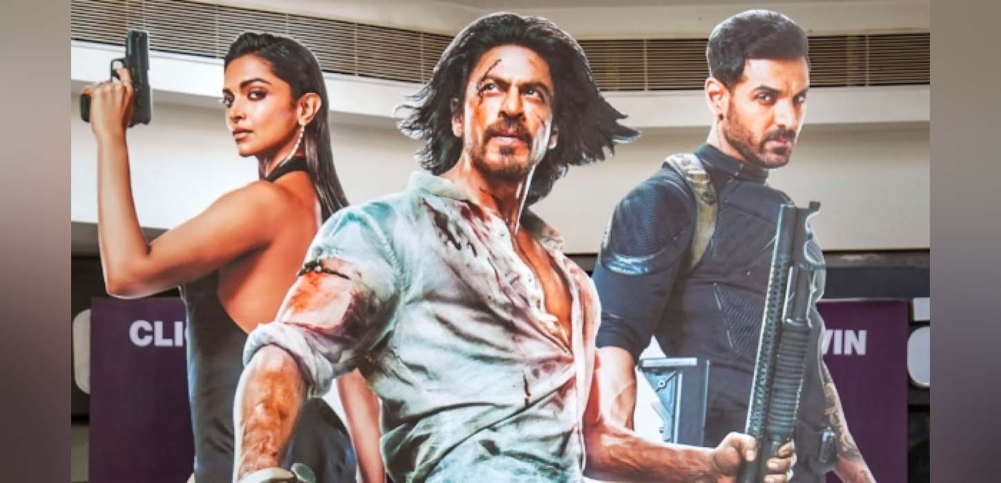 ‘পাঠান’ দেশে আসলে লাভের ১০ শতাংশ চায় শিল্পী সমিতি