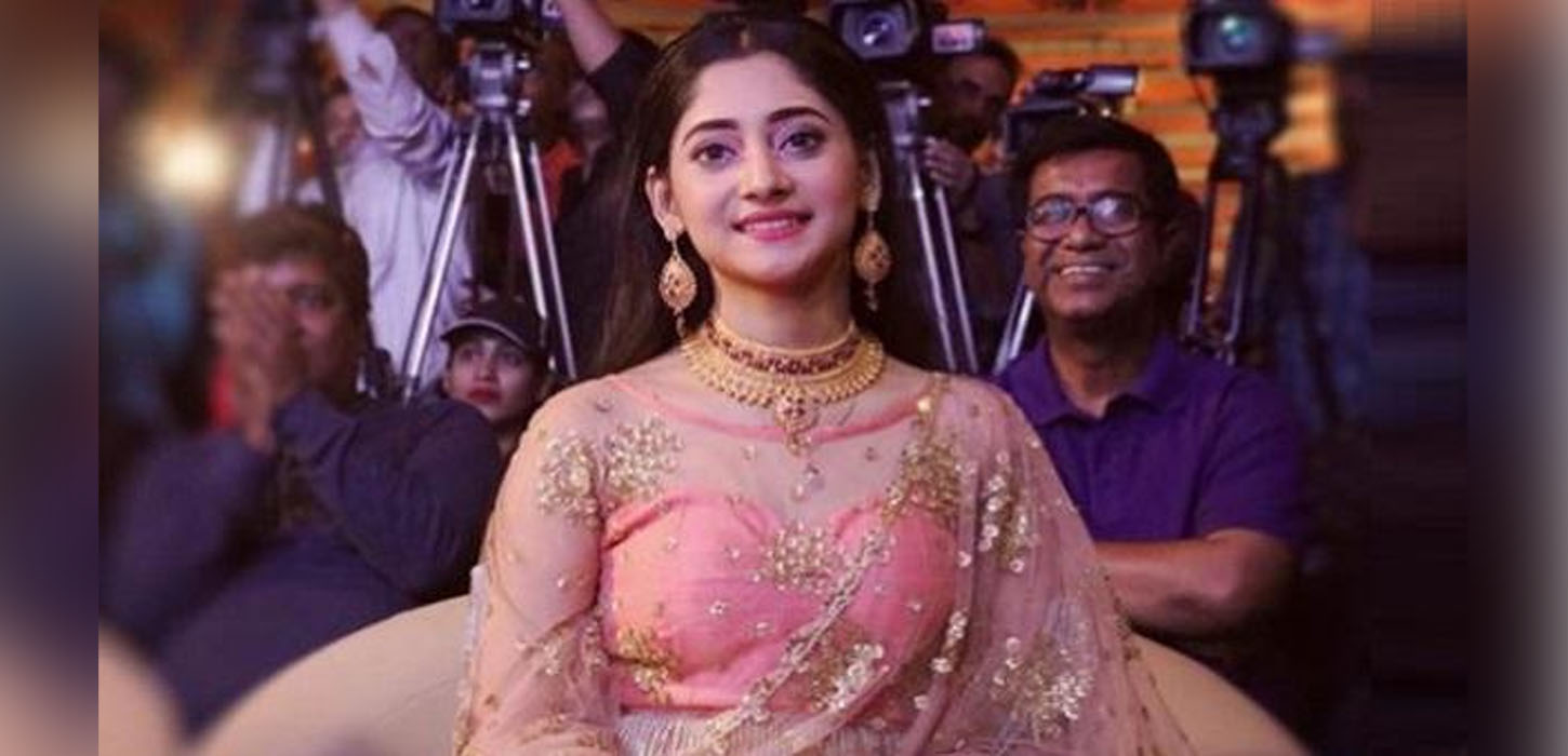 যুক্তরাষ্ট্রে না যাওয়ার কারণ জানালেন পূজা চেরি!