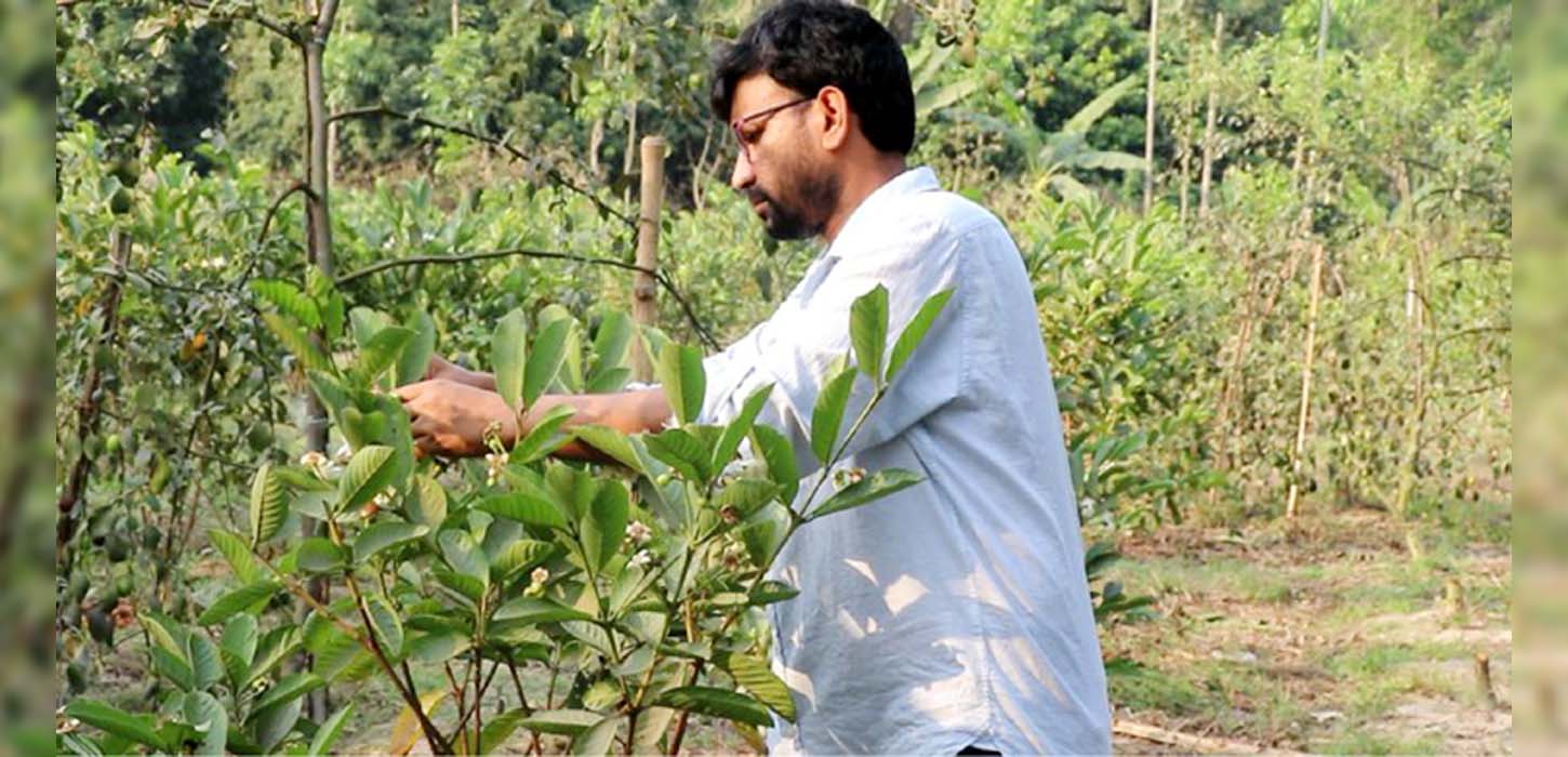 করোনাকালীন সময়ে যুবকরা ঝুঁকেছে কৃষিকাজে